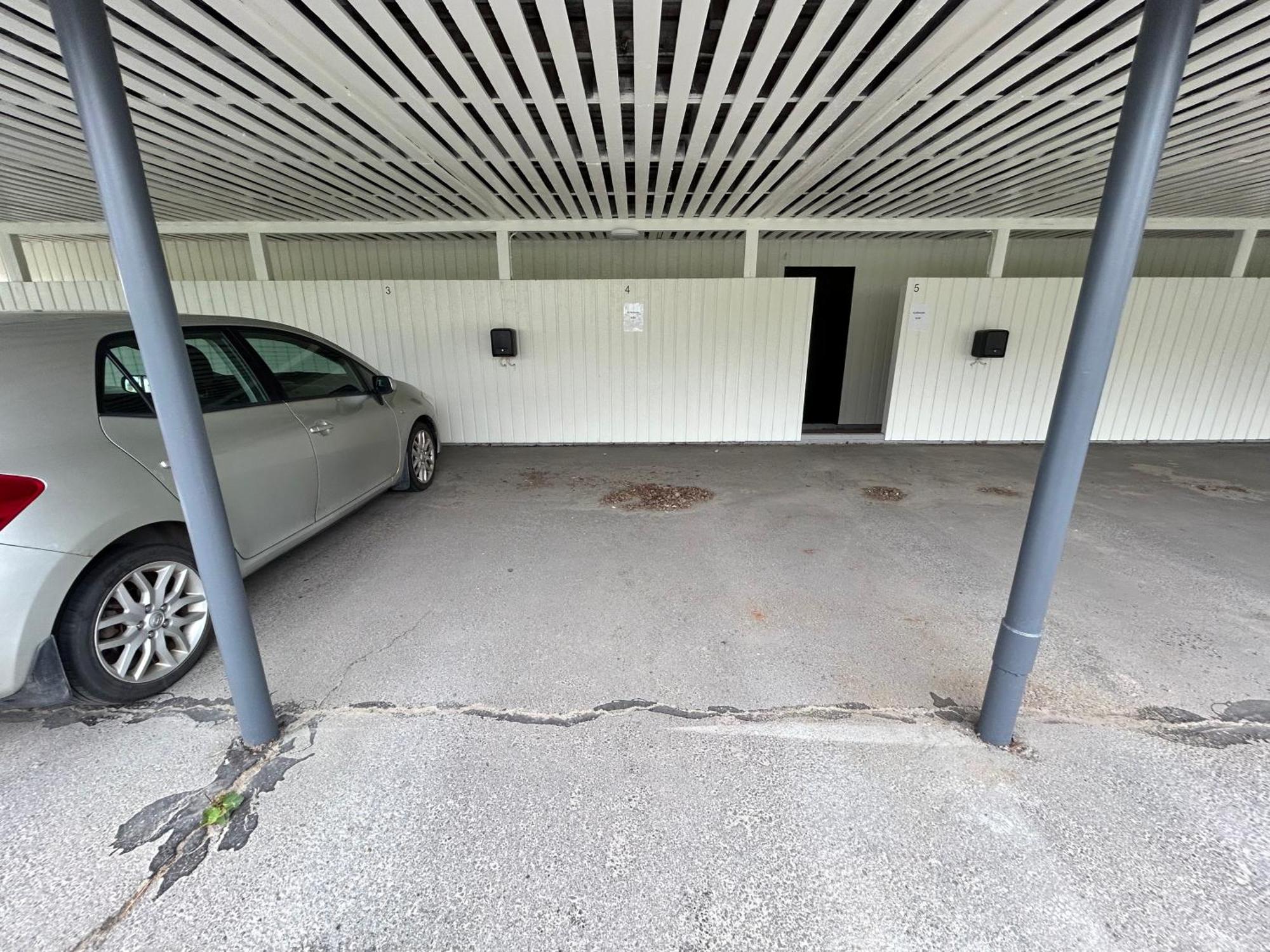 Kyllikinsola 18 B4 Naeppaerae 29 Nelioeinen Rivitaloyksioe 1-4 Henkiloeae Seinajoki Luaran gambar